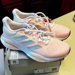 NWT Adidas Solar Glide 7